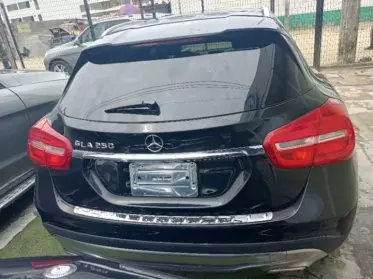 Mercedes-Benz GLA 250