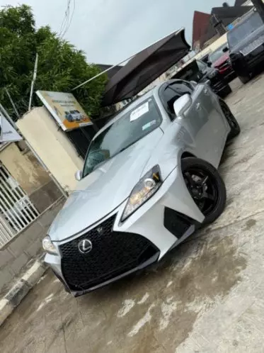 Lexus IS 250