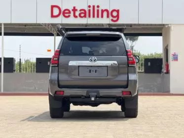 Toyota Landcruiser Prado