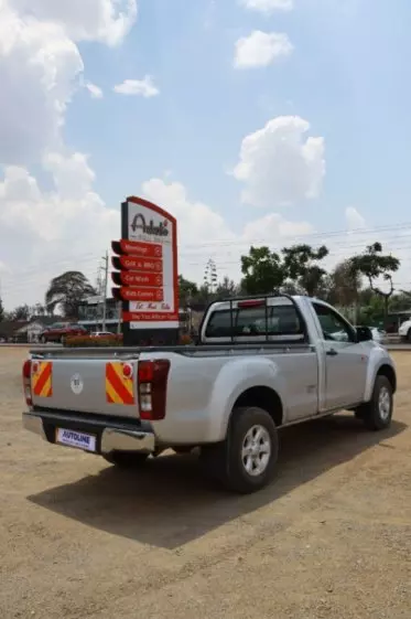 Isuzu D-Max
