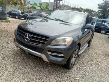 Mercedes-Benz ML 350
