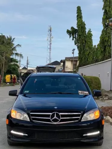 Mercedes-Benz C 300