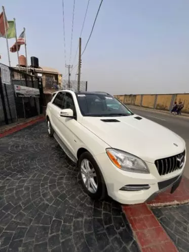 Mercedes-Benz ML 350