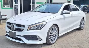 Mercedes-Benz CLA 180