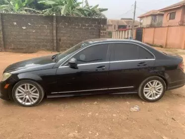 Mercedes-Benz C 300