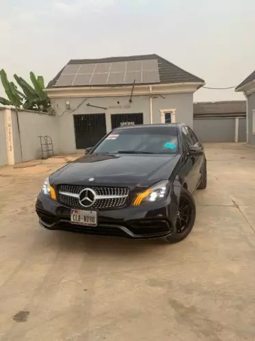 Mercedes-Benz C 300