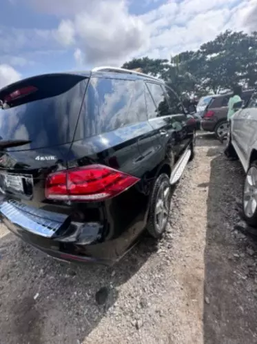 Mercedes-Benz GLE 400