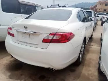 Nissan Fuga