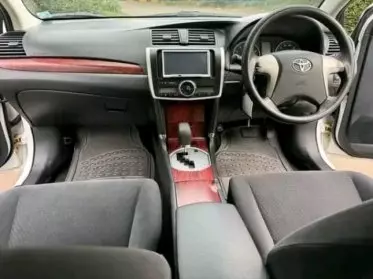 Toyota Premio 