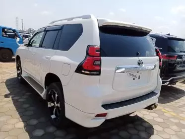Toyota Landcruiser Prado