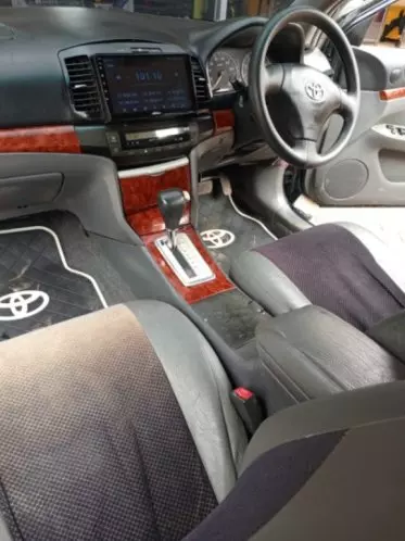 Toyota Premio 