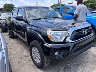 Toyota Tacoma