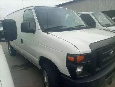 Ford E 350
