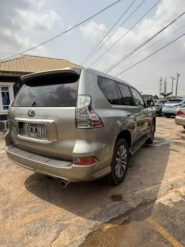 Lexus GX 460