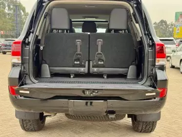 Toyota Landcruiser Sahara