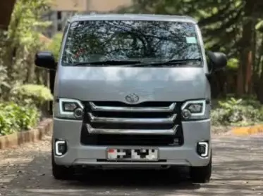 Toyota Hiace (High Roof)