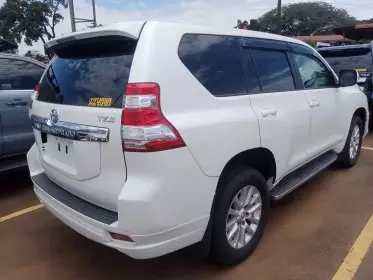Toyota Landcruiser Prado