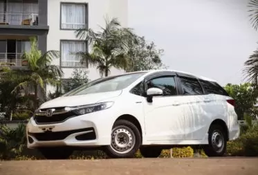 Honda Fit shuttle 