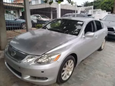 Lexus GS 300