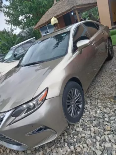 Lexus ES 350