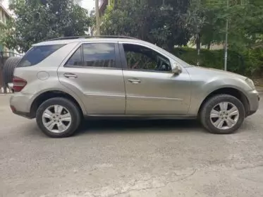 Mercedes-Benz ML 320