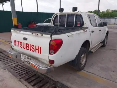 Mitsubishi L200 D/C GL Did