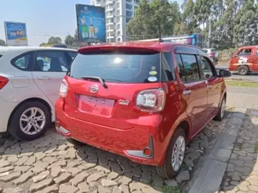 Daihatsu Boon 