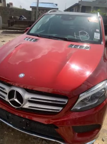 Mercedes-Benz GLE 400