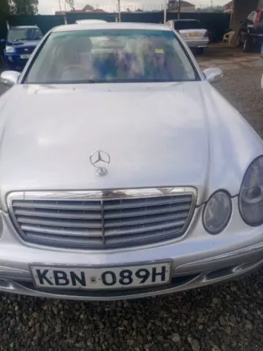 Mercedes-Benz E250