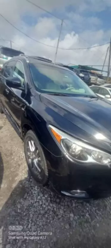 Nissan Infiniti