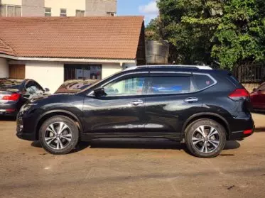 Nissan X- trail