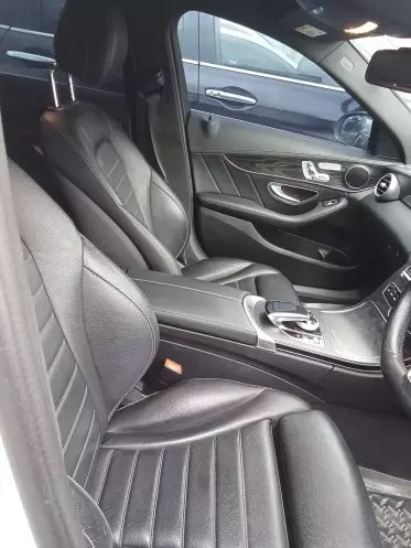 Mercedes-Benz C200