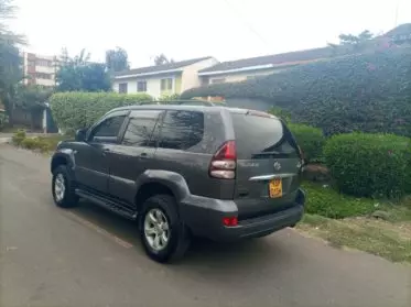 Toyota Landcruiser Prado