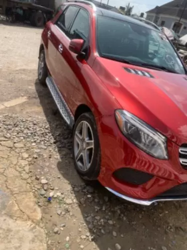 Mercedes-Benz GLE 400