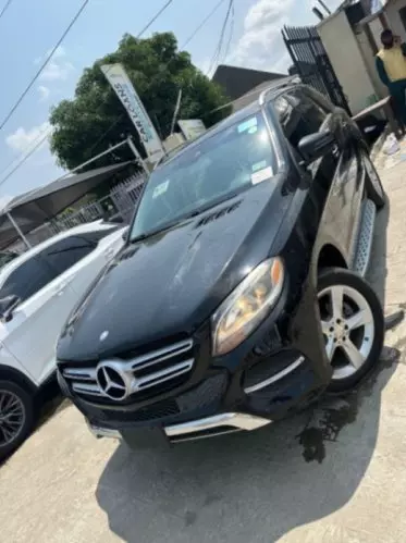 Mercedes-Benz GLE 350