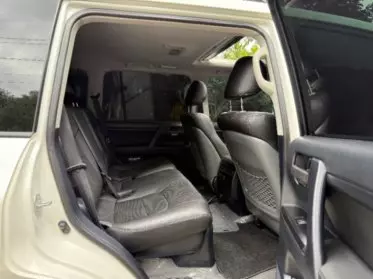 Toyota Land Cruiser V8