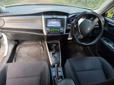 Toyota Fielder hybrid 