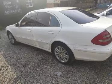Mercedes-Benz E 350