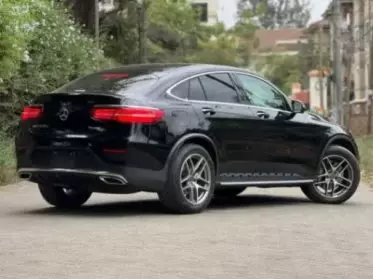 Mercedes-Benz GLC 220