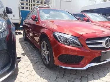 Mercedes-Benz C 200
