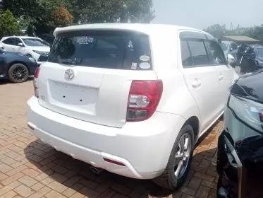 Toyota Ist