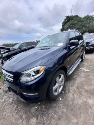Mercedes-Benz GLE 350