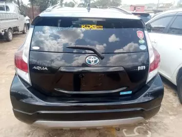 Toyota Aqua Hybrid
