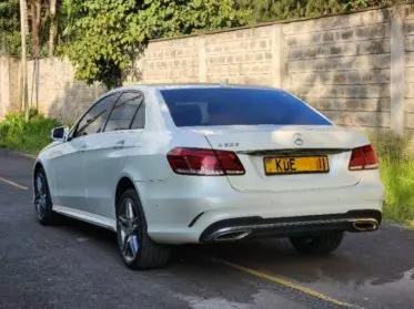 Mercedes-Benz E 250