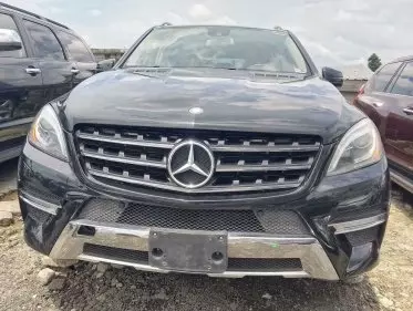 Mercedes-Benz ML 400