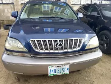 Lexus RX 300