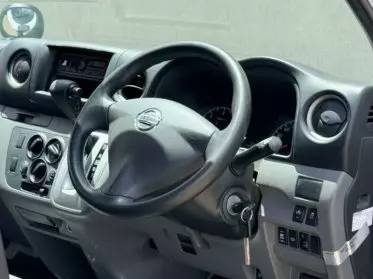 Nissan NV300