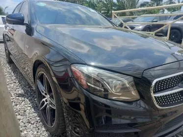 Mercedes-Benz E 43 AMG