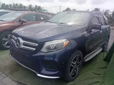 Mercedes-Benz GLE 400