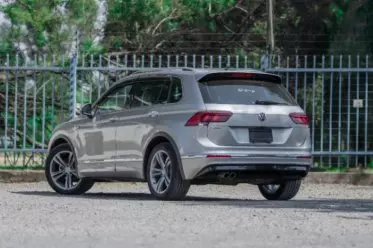 VOLKSWAGEN Tiguan allspace